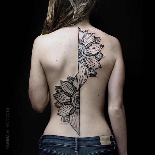 Spine Tattoo Design Spine Tattoo’s Amazing Ideas for Trendy Women