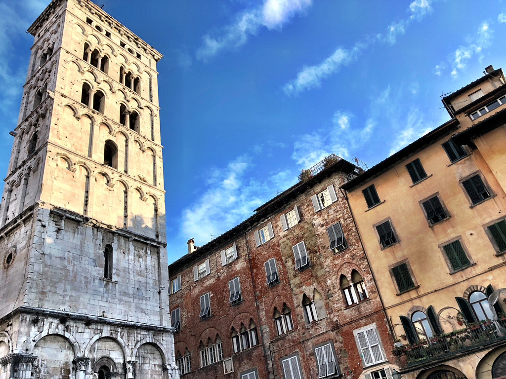 My Search To Discover Why Everyone Loves Lucca, Italy - Furilia ...