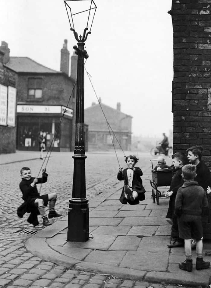 Before Smartphones When Kids Had Real Fun