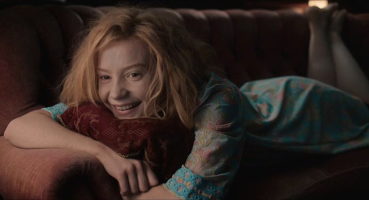 5 Striking Film Images Of Ecstatic Mia Wasikowska - Furilia Entertainment